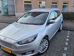 Ford Focus Wagon - 1.0 Titanium