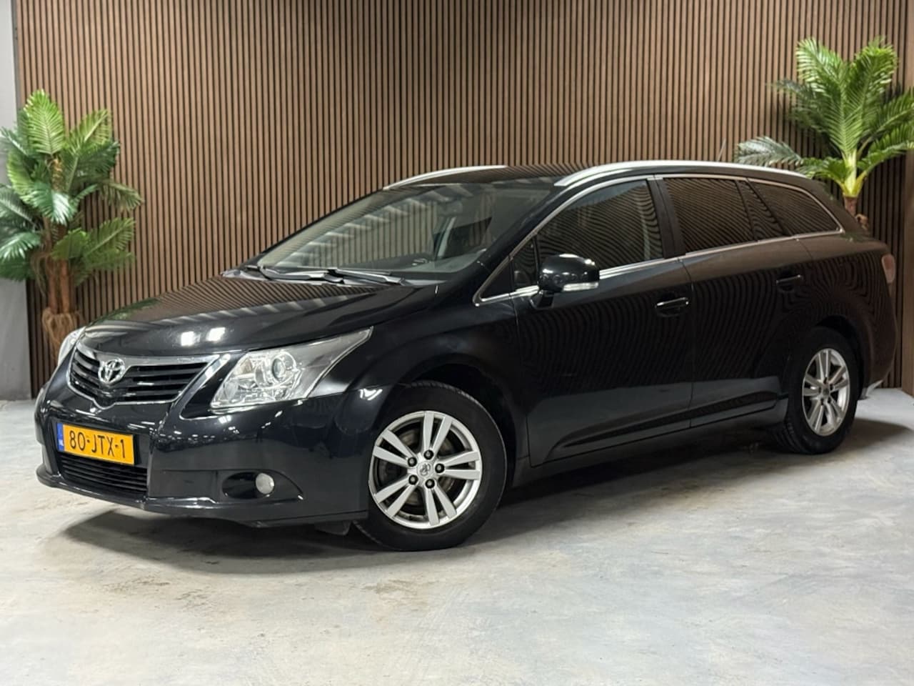 Toyota Avensis Wagon - 1.8 VVTi Dynamic 1.8 VVTi Dynamic - AutoWereld.nl