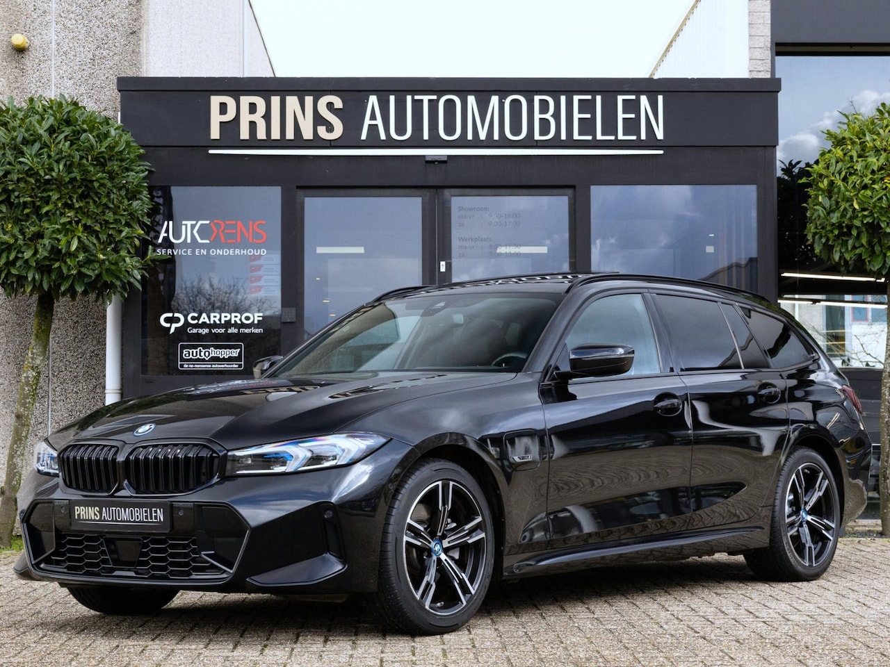 BMW 3-serie Touring - 330e M-Sport|Pano|Headup|Keyless|Laser - AutoWereld.nl