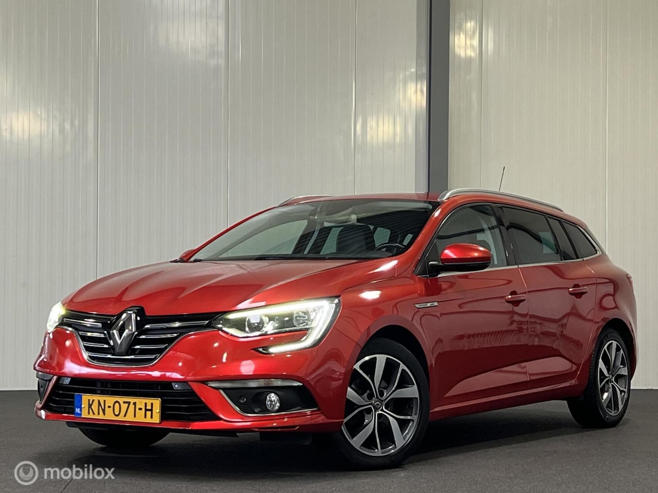Renault Mégane Estate - 1.5 dCi BOSE [ NAP 1e eig. camera LED ] - AutoWereld.nl