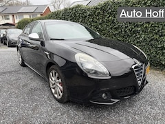 Alfa Romeo Giulietta - 1.4 T Distinctive | Leer | Navi | Autom. Airco | Cruise Control | LMV | Trekhaak | Stoelve
