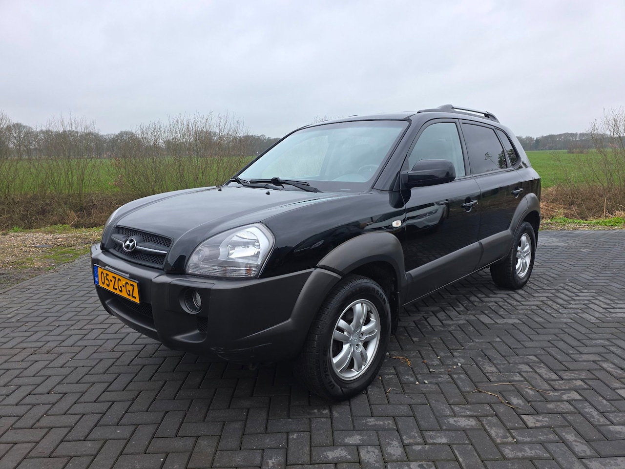 Hyundai Tucson - 2.0i Style 2008 nieuwe APK! - AutoWereld.nl