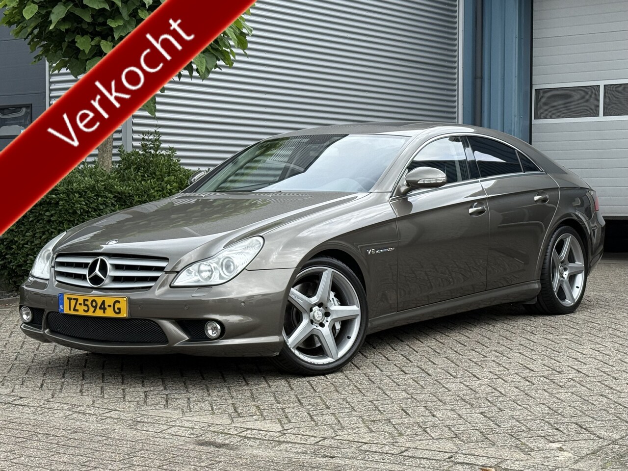 Mercedes-Benz CLS-klasse - AMG 55 V8 | MEMORY | SCHUIFDAK | NAVI | CAMERA | XENON | 19"| LEDER | STOELVENTILATIE | EN - AutoWereld.nl