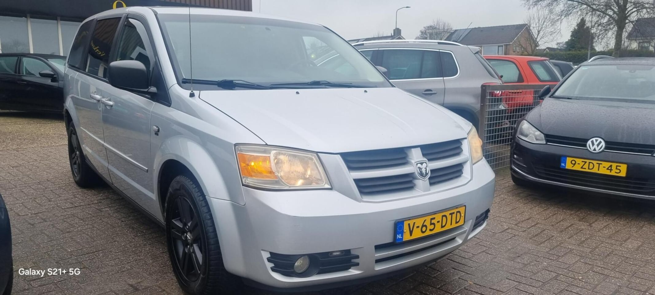Dodge Grand Caravan - 3.3 V6 - AutoWereld.nl