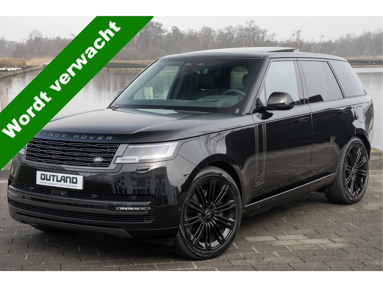 Land Rover Range Rover - P550e Autobiography | VERWACHT | Santorini Black | Ebony leder |  Hot Stone massage | 23" - AutoWereld.nl