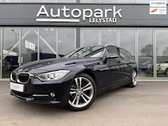 BMW 3-serie Touring - 316i Exe Sport Aut Leer Navi 18 inch