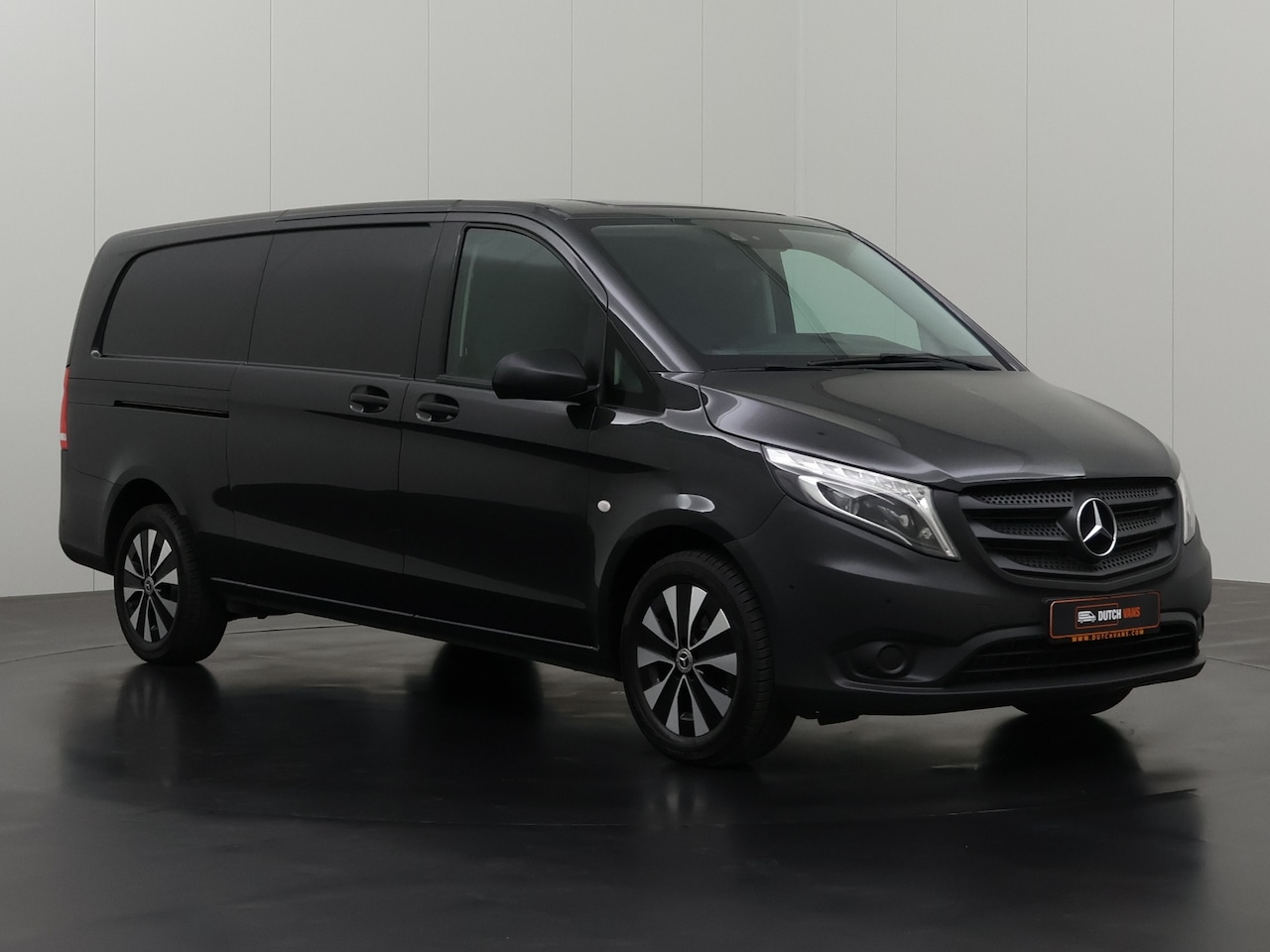 Mercedes-Benz Vito - 116CDI Automaat XXL | Led | Trekhaak | Navigatie | Airco | Cruise | Betimmering - AutoWereld.nl