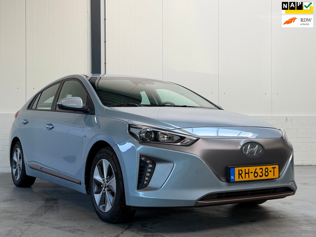 Hyundai IONIQ - Comfort EV|Trekhaak|SoH 100%|Dealer O.H.|1e Eigenaar - AutoWereld.nl