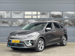 Kia e-Niro - DYNAMICPLUSLINE 64 KWH I TREKHAAK I 100% SOH I 3-FASE I APPLE CARPLAY I P-CAMERA I ADAPTIV
