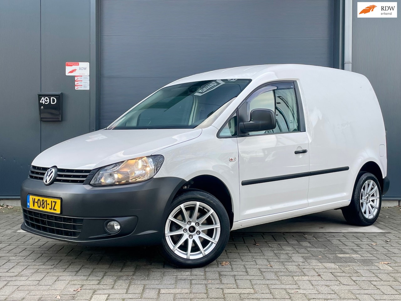 Volkswagen Caddy - 1.6 TDI 102PK AIRCO TREKHAAK NAVI LM VELGEN ELEKTRISCHE RAMEN AUTOMATISCHE VERLICHTING DIS - AutoWereld.nl