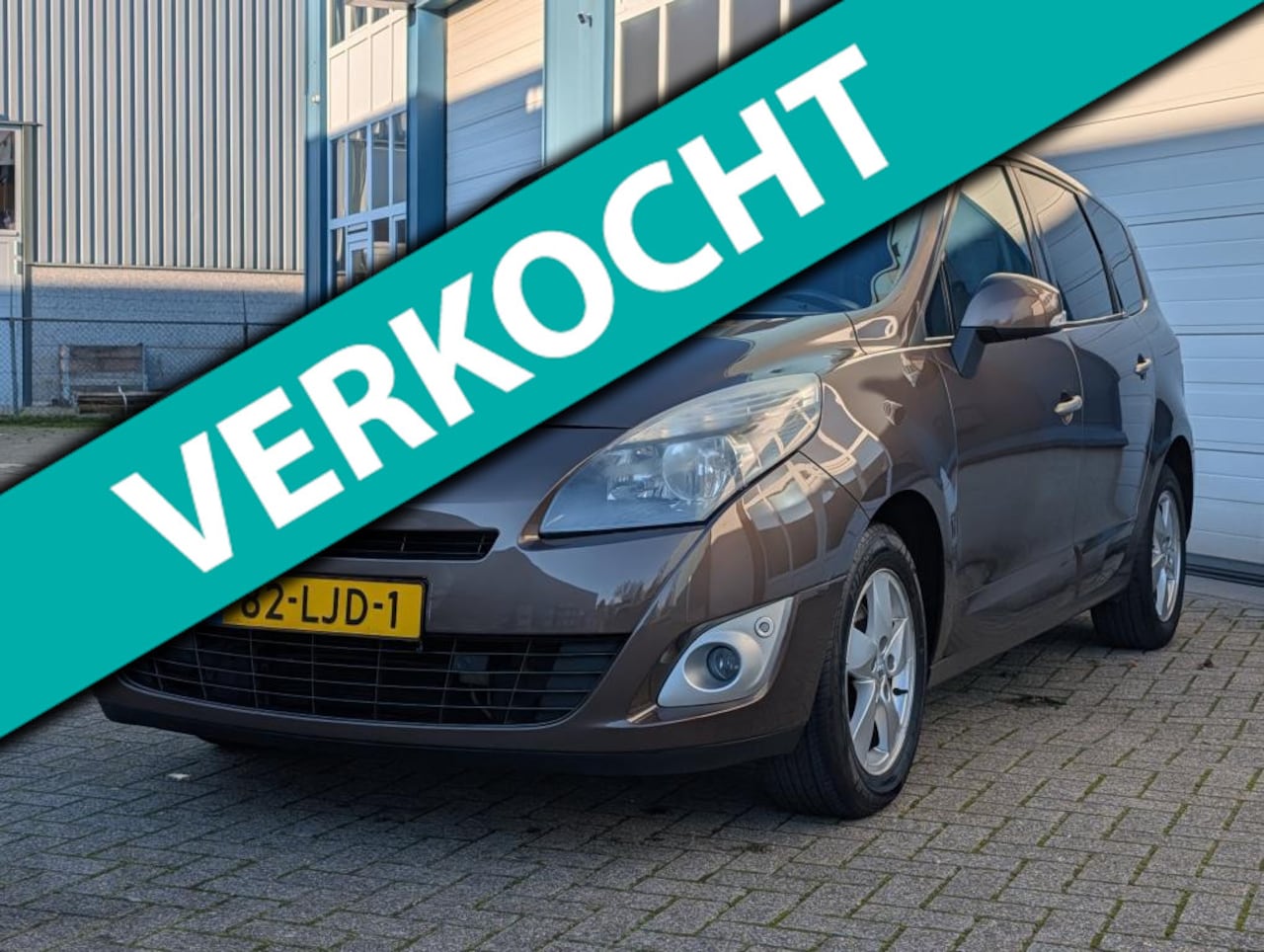 Renault Grand Scénic - 2.0 Dynamique Aut. Clima Parkeersens. - AutoWereld.nl