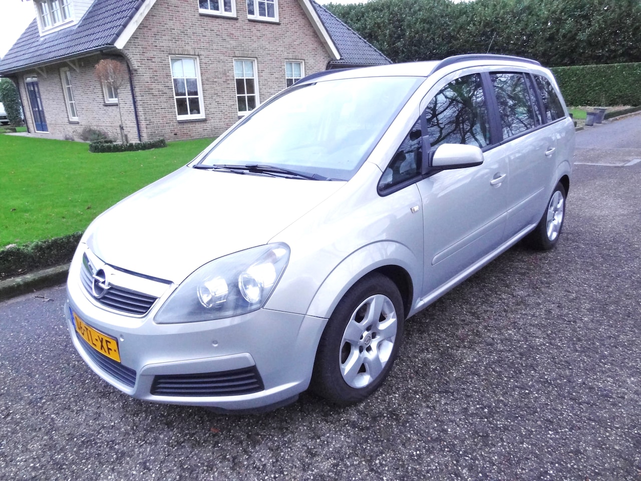 Opel Zafira - 2.2 Enjoy 152298km - AutoWereld.nl