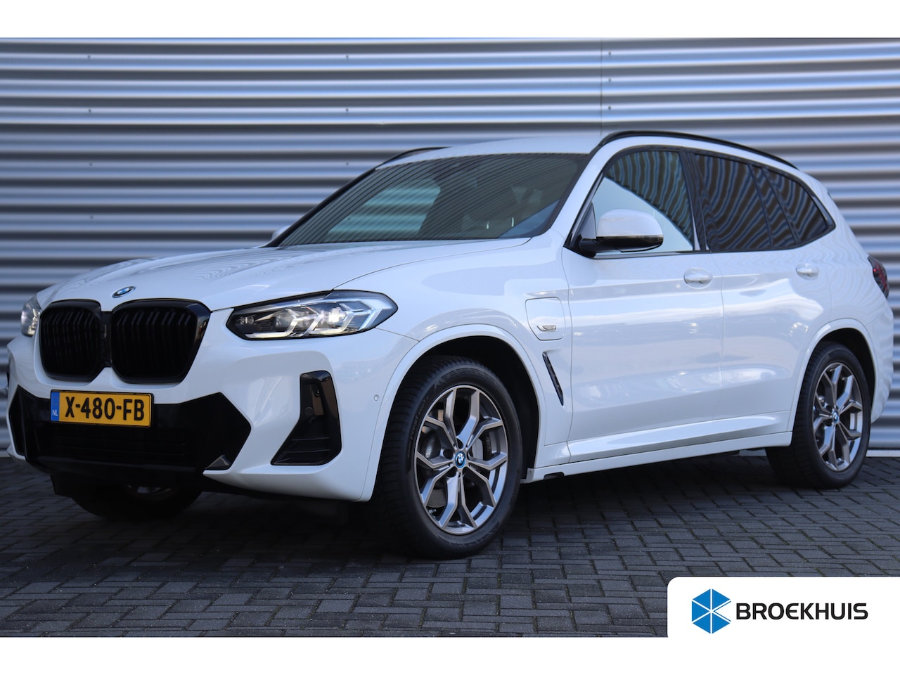 BMW X3 - XDRIVE30e 292PK HIGH EXECUTIVE M-SPORT AUTOMAAT / NAVI / LEDER / FULL-LED / CLIMA / 18" LM - AutoWereld.nl