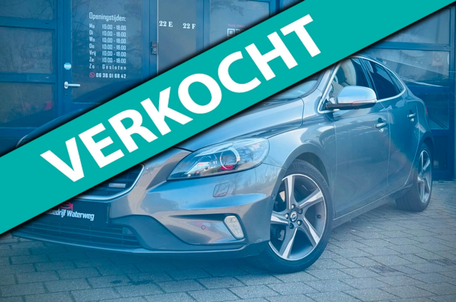 Volvo V40 - 1.6 D2 R-Design N.A.P|Pano|Camera| - AutoWereld.nl