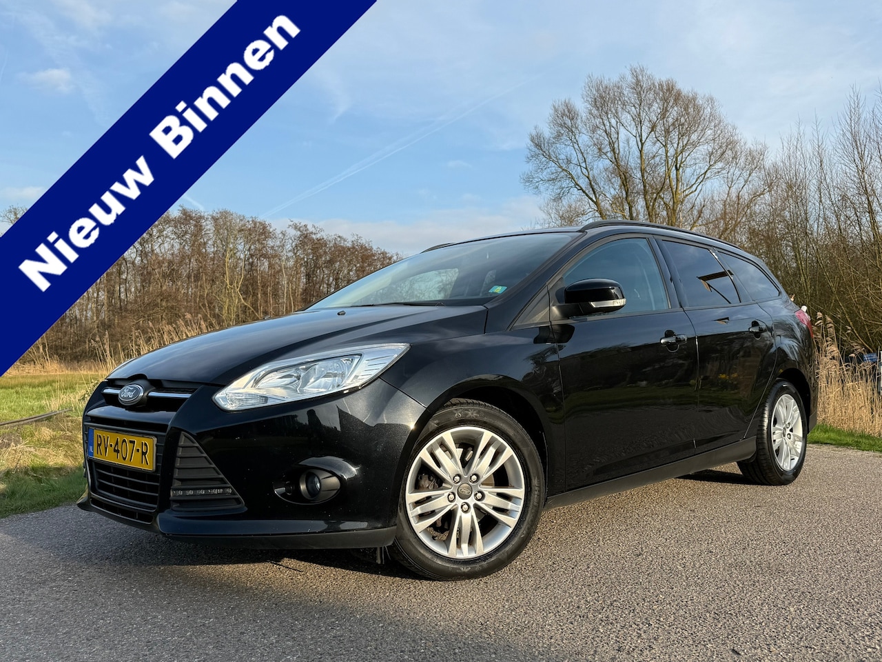 Ford Focus Wagon - 1.0 EcoBoost Trend / Navi / Stoelverwarming / 16" Velgen / PDC / Cruise / LED / 6 Versnel. - AutoWereld.nl