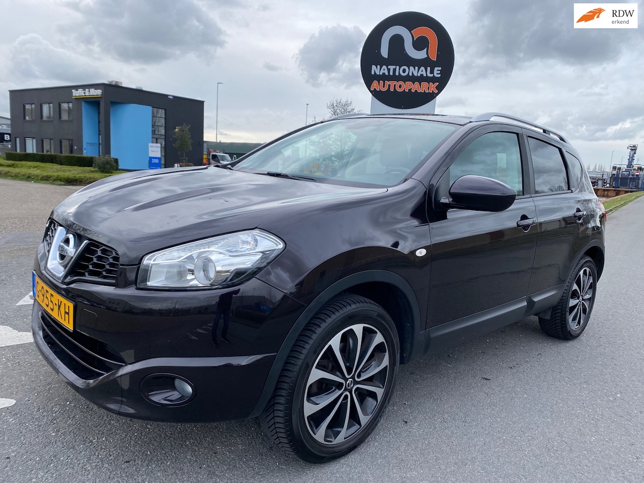 Nissan Qashqai - | 2011 | 2.0 Connect Edition | Top Auto | 141PK | APK 2027 - AutoWereld.nl