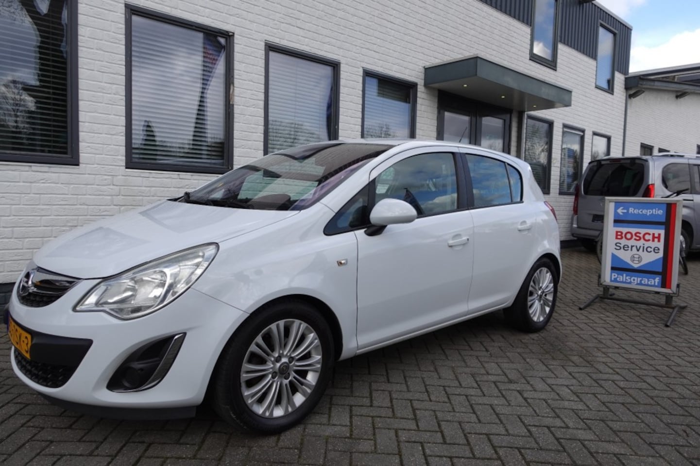 Opel Corsa - 1.2-16V Cosmo 1.2-16V COSMO - AutoWereld.nl
