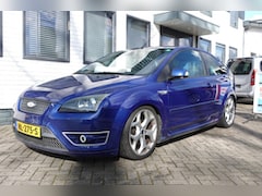 Ford Focus - 2.5-20V ST