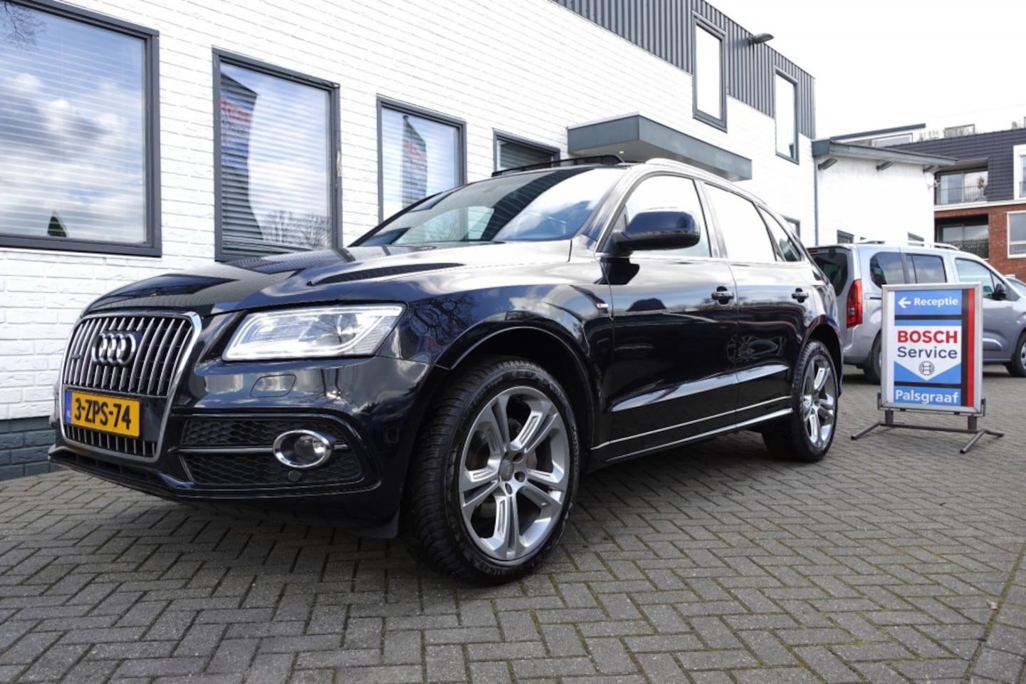 Audi Q5 - 2.0 TFSI Q. Pro- S line Panorama Trekhaak - AutoWereld.nl