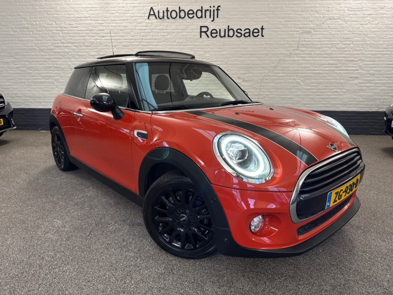 MINI Cooper - 1.5 Cooper Chili NAP Panodak Clima Navi Cruise Carplay Led Incl Garantie - AutoWereld.nl