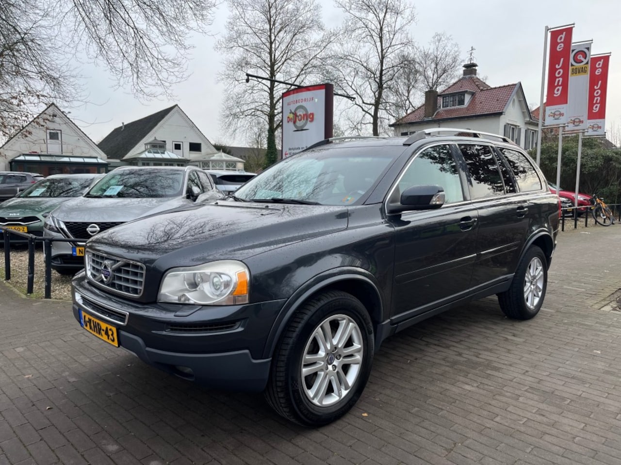 Volvo XC90 - 2.4 D3 2WD SUMMUM 7-PERS. AUTOMAAT / SCHUIFDAK / LEDER / NAVI / STOELVERW. - AutoWereld.nl