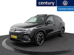 Volkswagen Tiguan - 1.5 eHybrid 272Pk Automaat R-Line Business / Pano-Dak / Black-Style / Leder / Matrix