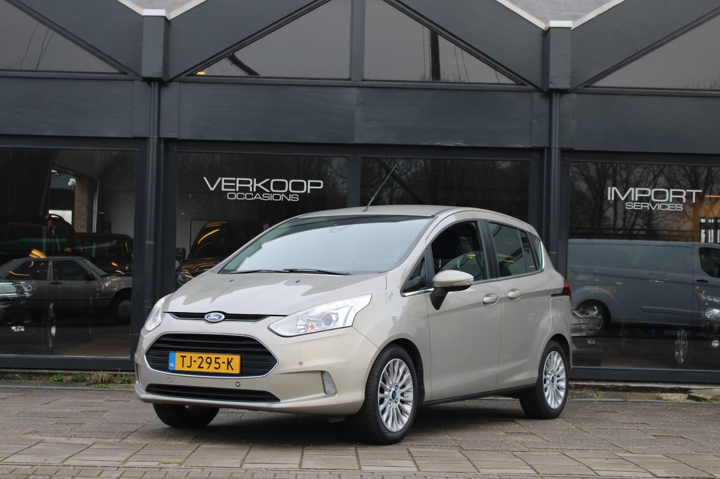 Ford B-Max - 1.0 EcoBoost Titanium 1.0 EcoBoost Titanium - AutoWereld.nl