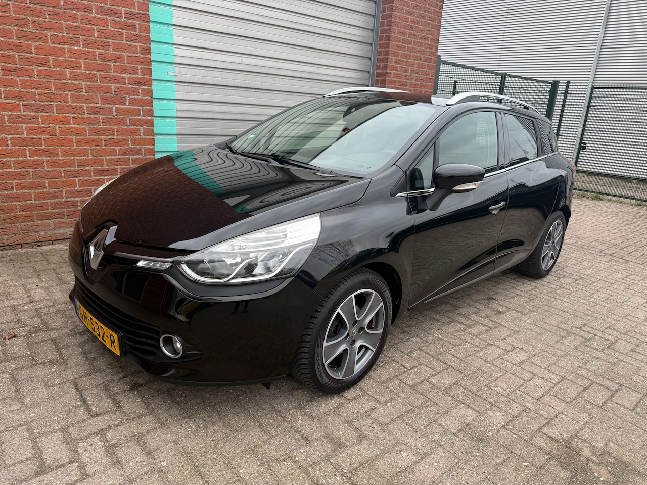 Renault Clio Estate - 0.9 TCe Night&Day NAV.+ Airco Bj:2015 NAP! - AutoWereld.nl