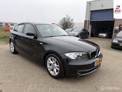 BMW 1-serie - 118i Business Line
