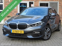 BMW 1-serie - 118i High Executive Ed|Afneembare trekhaak|Leder|Camera|Carplay|Harman Kardon