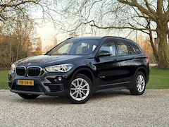 BMW X1 - 2.0i High Executive Automaat, Leer, Head-Up, Trekhaak