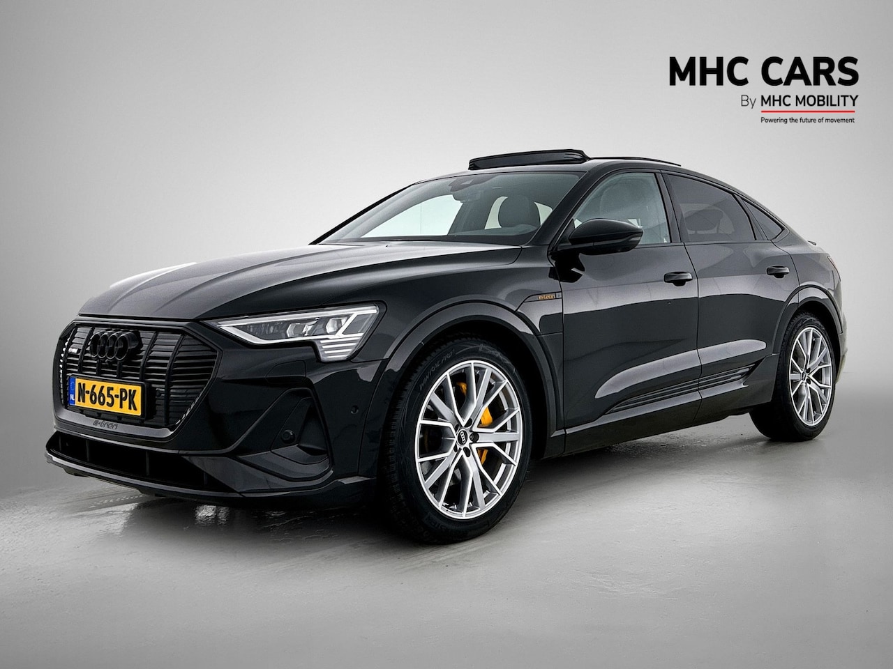 Audi e-tron Sportback - 55 quattro S edition 95 kWh | S-line | Black pack | Panoramadak | - AutoWereld.nl
