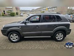 Hyundai Tucson - 2.0i Style – 2008 – Zeer nette staat Airco