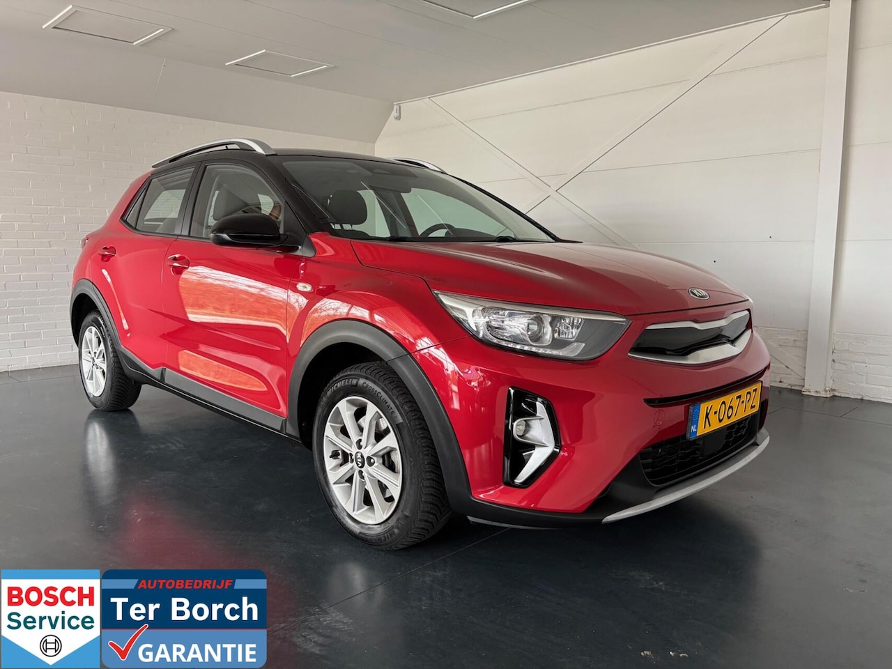 Kia Stonic - 1.0 T-GDi MHEV DynamicLine 1.0 T-GDi MHEV DynamicLine , camera, all-seasen - AutoWereld.nl
