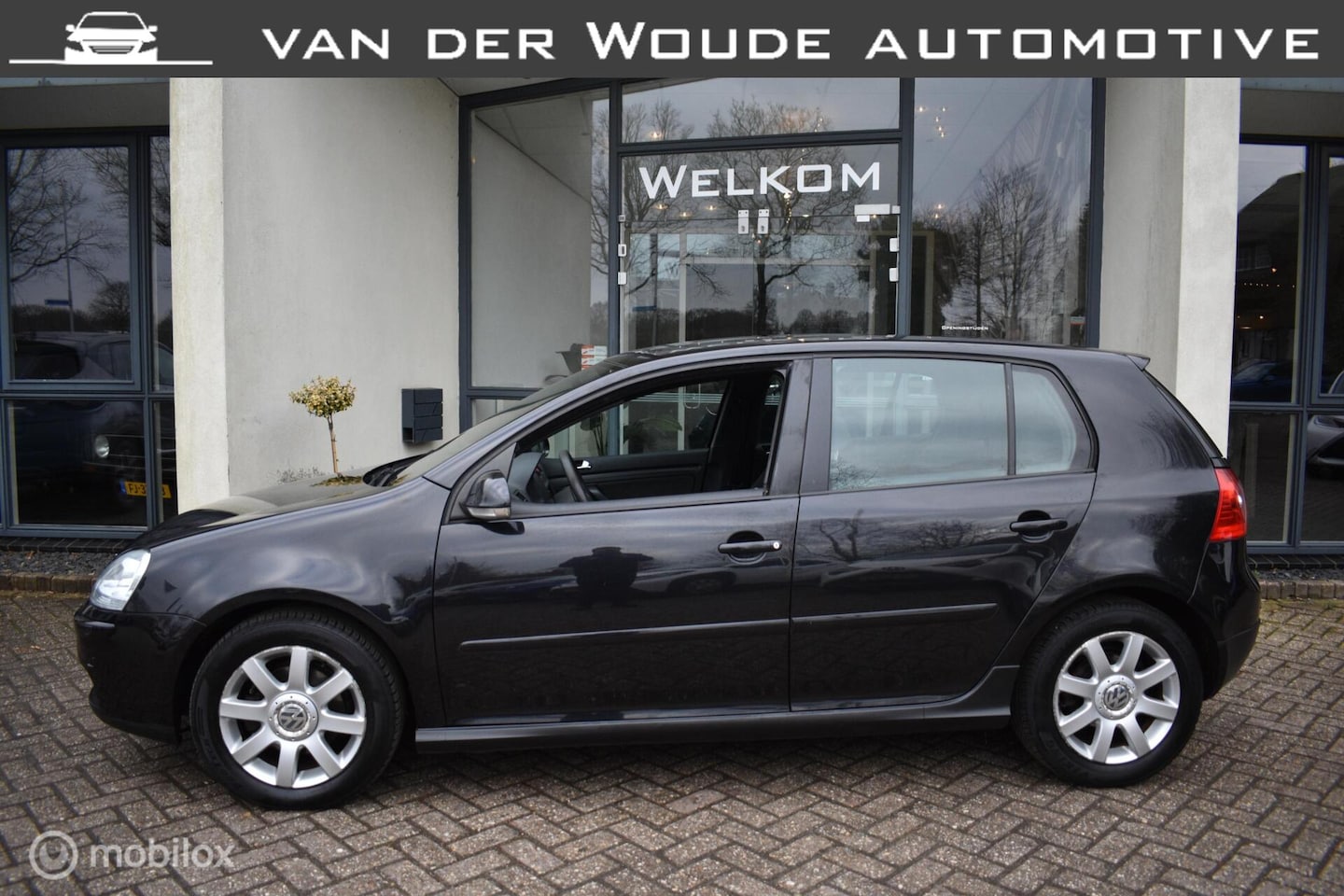 Volkswagen Golf - 1.6 FSI Comfortline Automaat|Airco|Cruise! - AutoWereld.nl