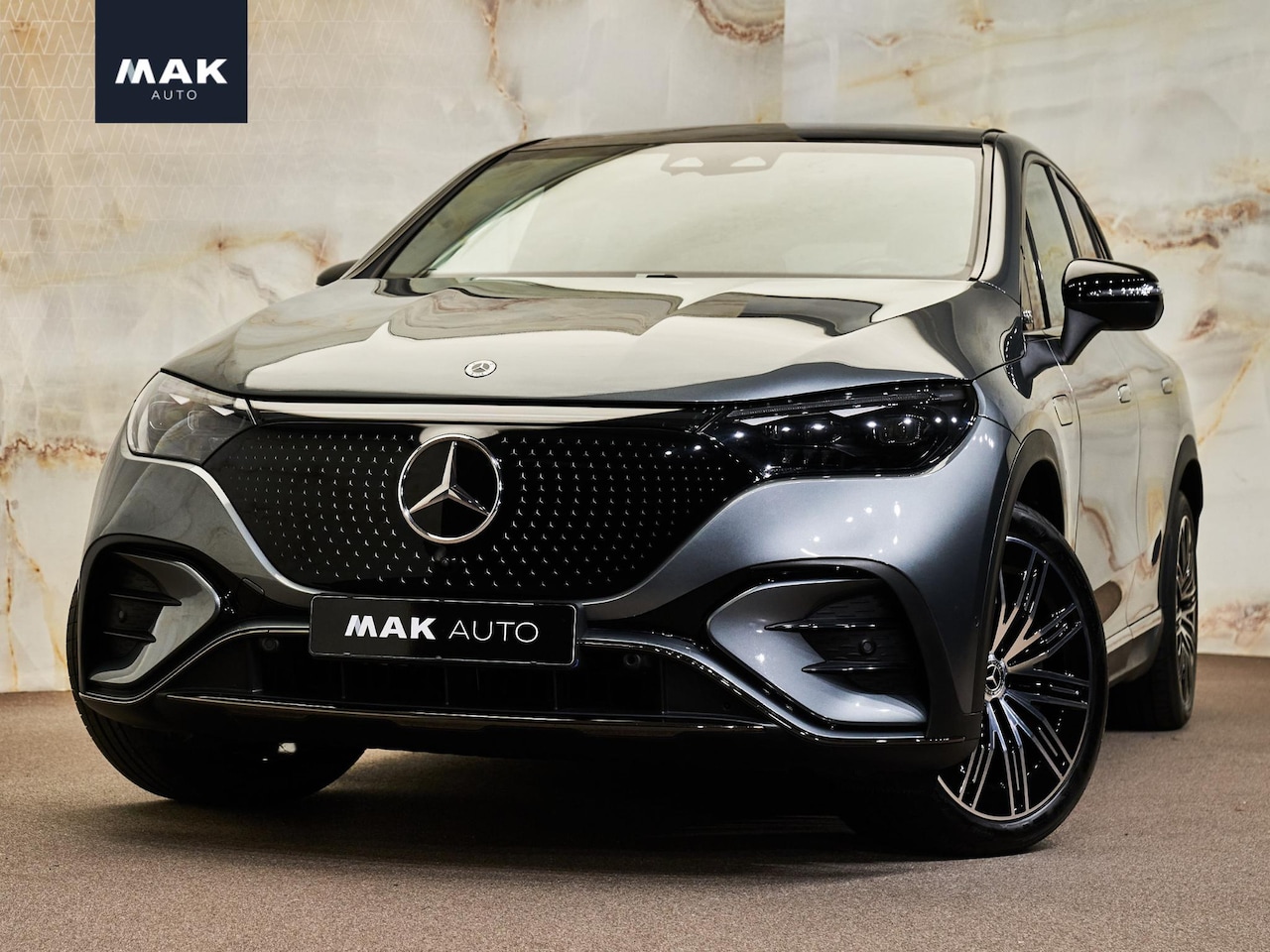 Mercedes-Benz EQE SUV - 350 4Matic AMG Line 350 4Matic AMG Line, pano, Burmester, tr.haak, 21'', ACC, 360 camera, memory, DIGITAL LIGH - AutoWereld.nl