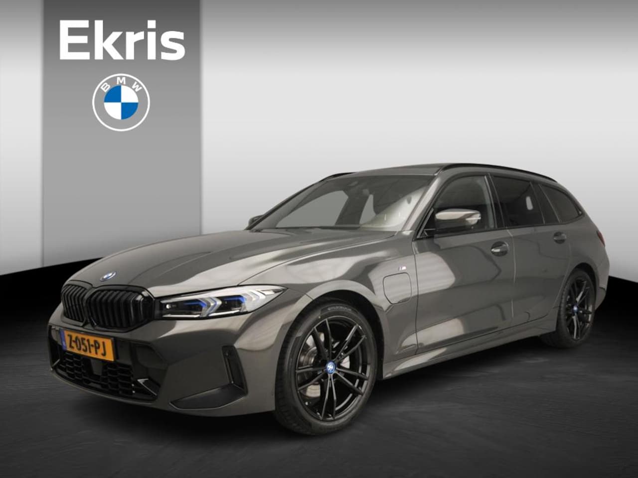 BMW 3-serie Touring - 330e | M-Sportpakket | LED | Leder | HUD | Active cruise | Trekhaak | Schuifdak | Sportsto - AutoWereld.nl
