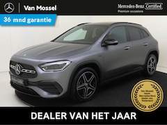 Mercedes-Benz GLA-Klasse - 250 e Business Solution AMG Limited / Panoramadak/ Night/ Sfeerverlichting/ El. Trekhaak