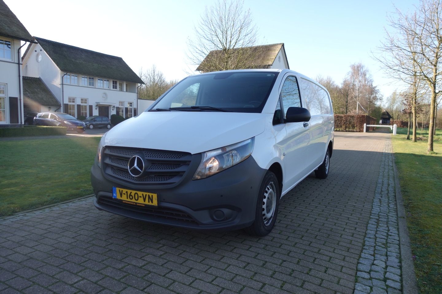 Mercedes-Benz Vito - 111 CDI Functional Extra Lang | Trekhaak | Navi | Cruise Control | Camera - AutoWereld.nl