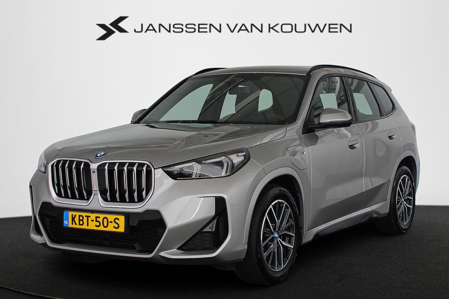 BMW X1 - xDrive25e M Sport Keyless Adaptief LED Stoelverwarming - AutoWereld.nl