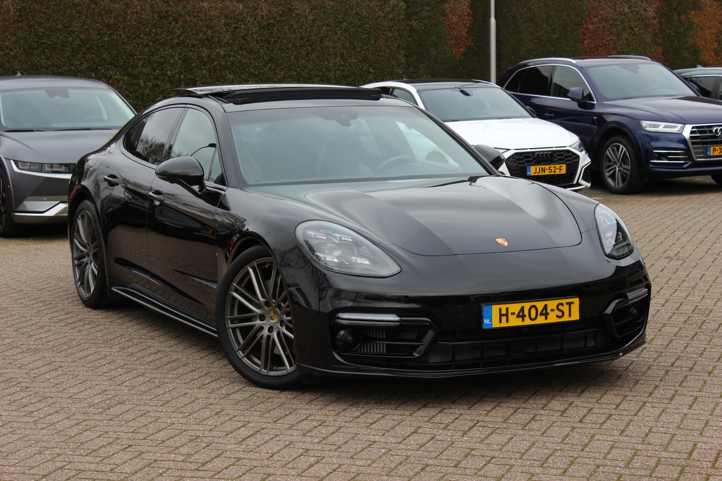 Porsche Panamera - 2.9 4 E-Hybrid / NL Auto / 67.531 km / Panoramadak / 360Camera / Achterasbesturing / Carbo - AutoWereld.nl