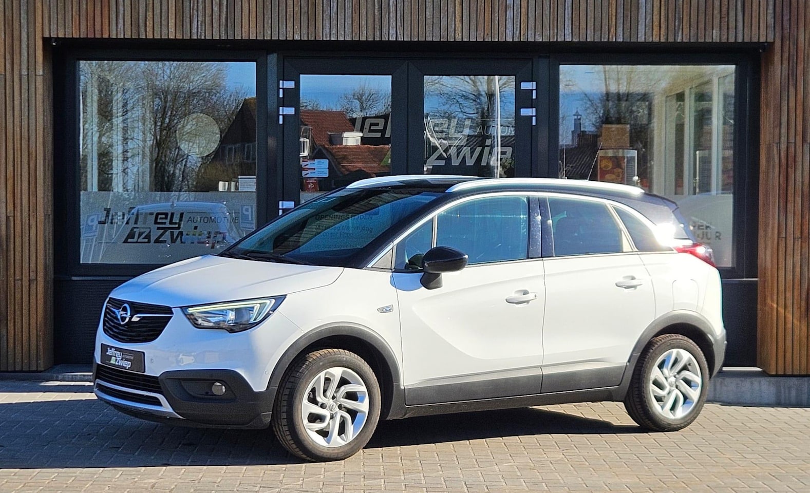 Opel Crossland X - 1.2 Turbo Innovation nieuwe riem. camera. lm velgen. apple carplay. - AutoWereld.nl