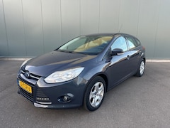Ford Focus - 1.6 TI-VCT Trend TREKHAAK | CLIMA AIRCO | BOEKJE
