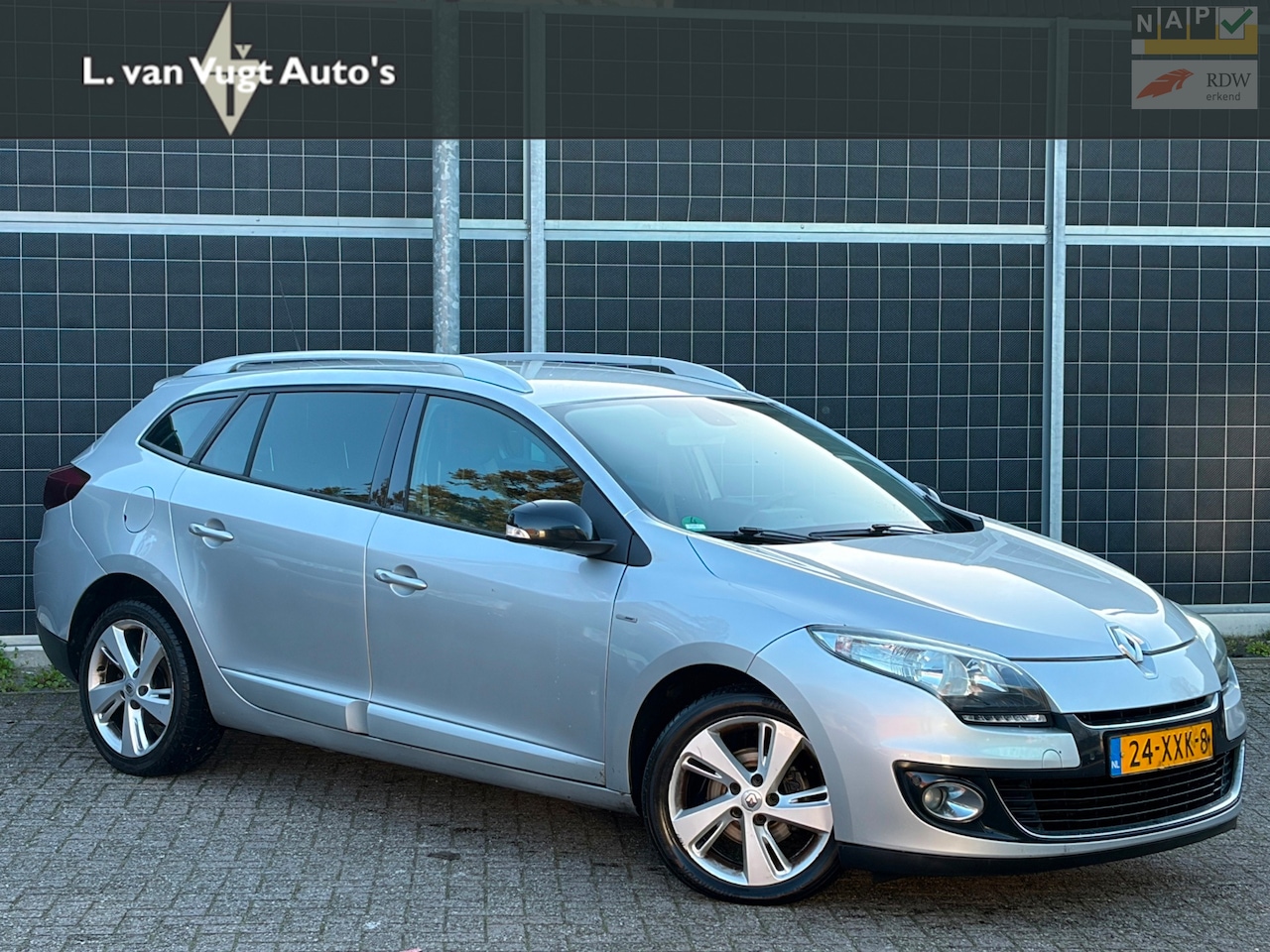 Renault Mégane Estate - 1.5 dCi | bose | EXPORT | - AutoWereld.nl
