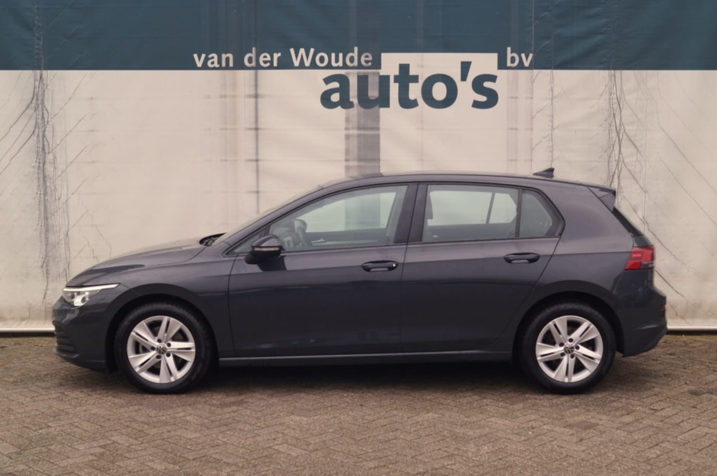 Volkswagen Golf - 1.5 TSI 130pk Life Business -NAVI-ECC-PDC- - AutoWereld.nl