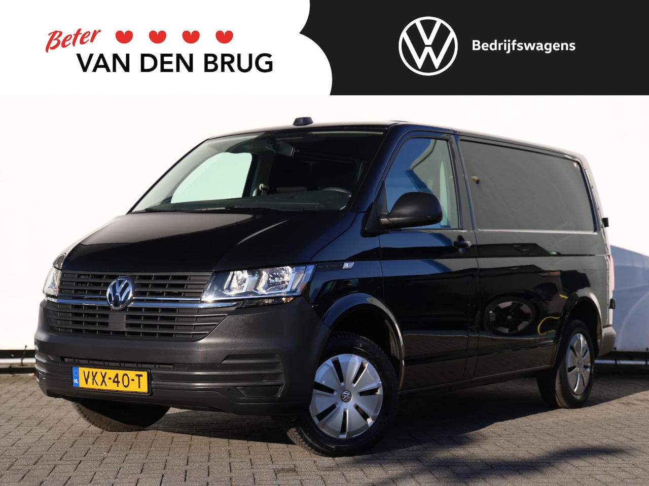 Volkswagen Transporter - 2.0 TDI L1H1 Economy Business | Nieuwe APK | Airco | Cruise control | Navi via Apple Carpl - AutoWereld.nl