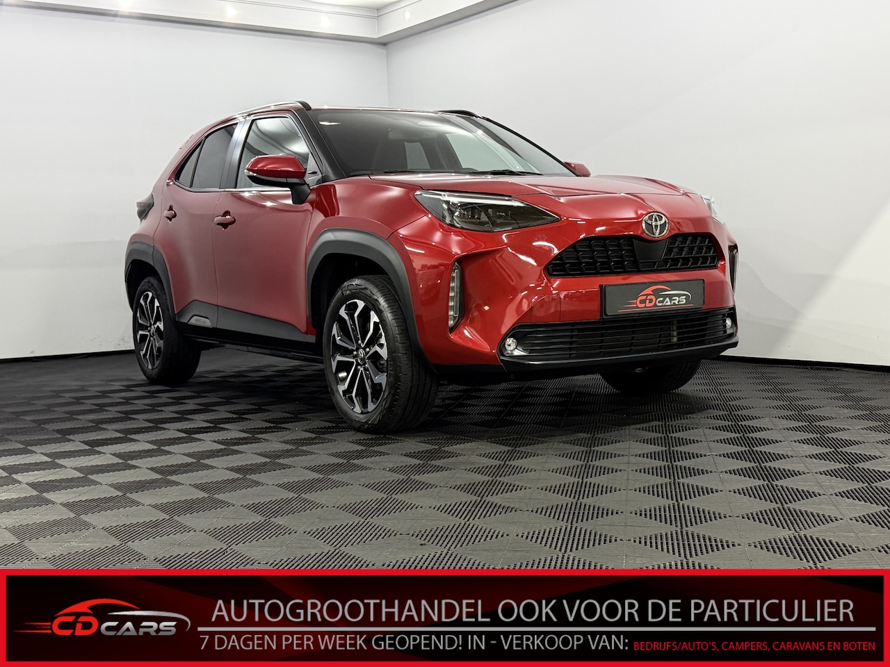 Toyota Yaris Cross - 1.5 Hybrid 115 First Edition Camera, Navi, Keyless start, Rijstrook correctie, Clima, Appl - AutoWereld.nl