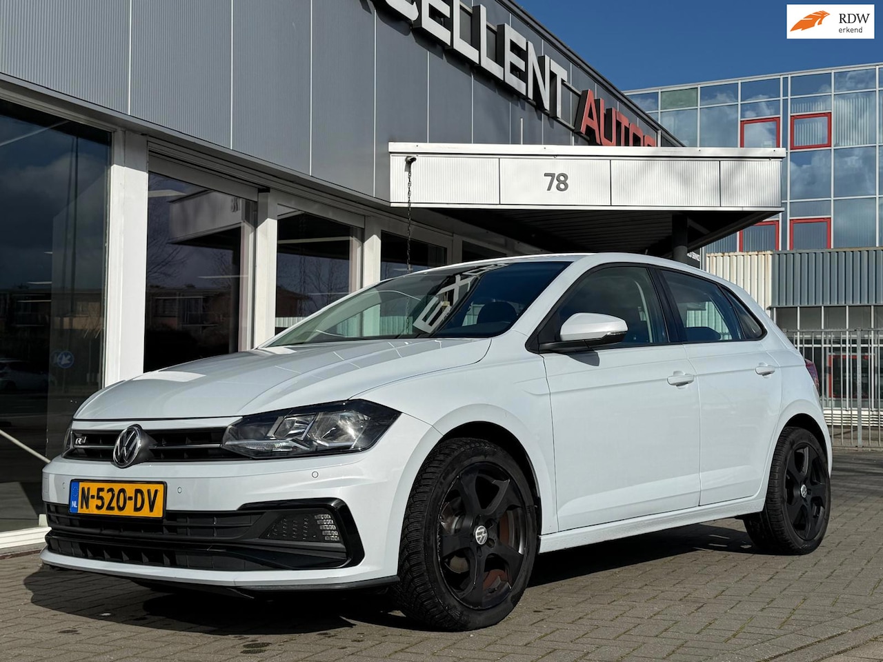 Volkswagen Polo - 1.0 TSI Beats - 5 Deurs - Carplay - AutoWereld.nl