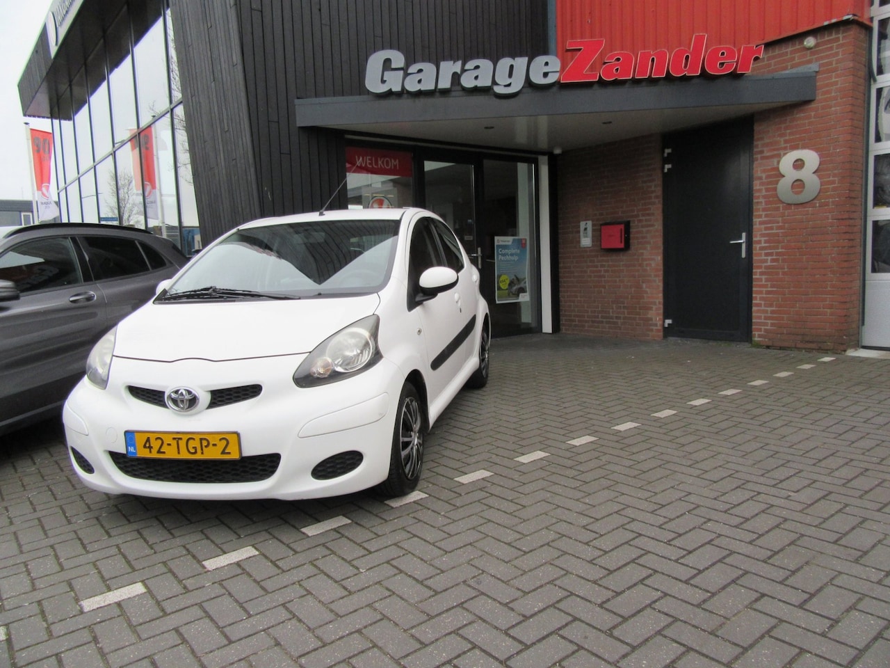 Toyota Aygo - 1.0-12V Comfort Navigator 1.0-12V Comfort Navigator - AutoWereld.nl