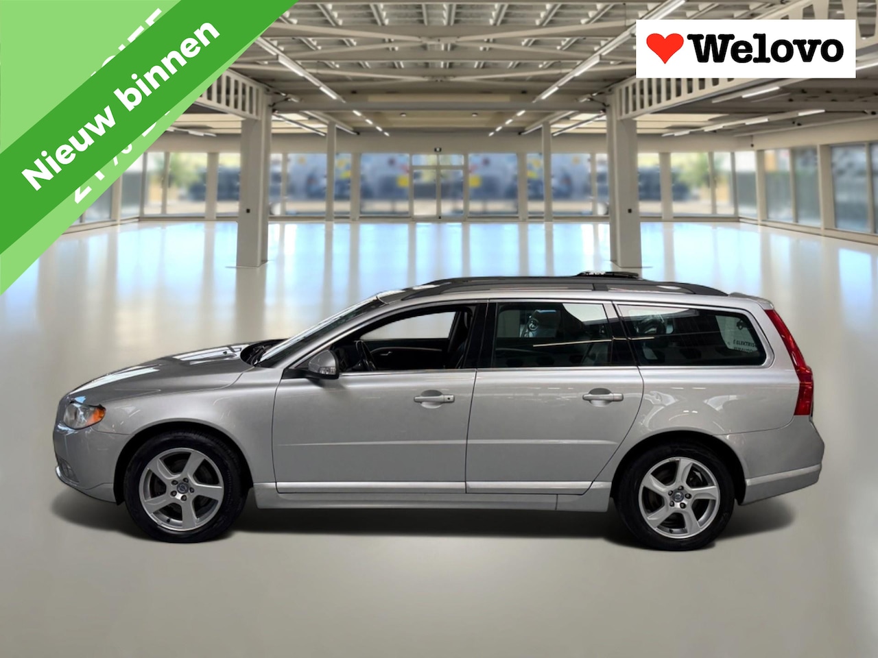 Volvo V70 - 1.6 T4 Limited Edition Lage KM ! Nieuwe Distributie met garantie - AutoWereld.nl